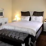 Les Pergamon Hotel