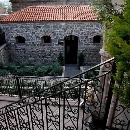 Les Pergamon فندق