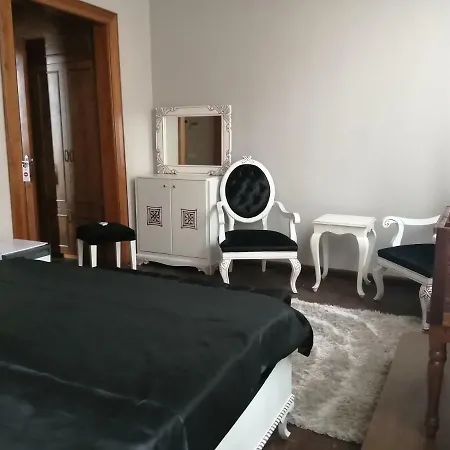 Les Pergamon فندق برغاما