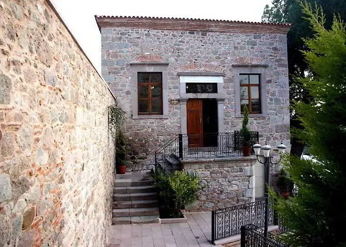 Les Pergamon Hotell 5*